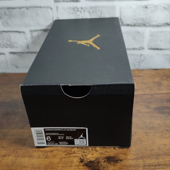 Nike Jordan x J. Balvin Super Play \
